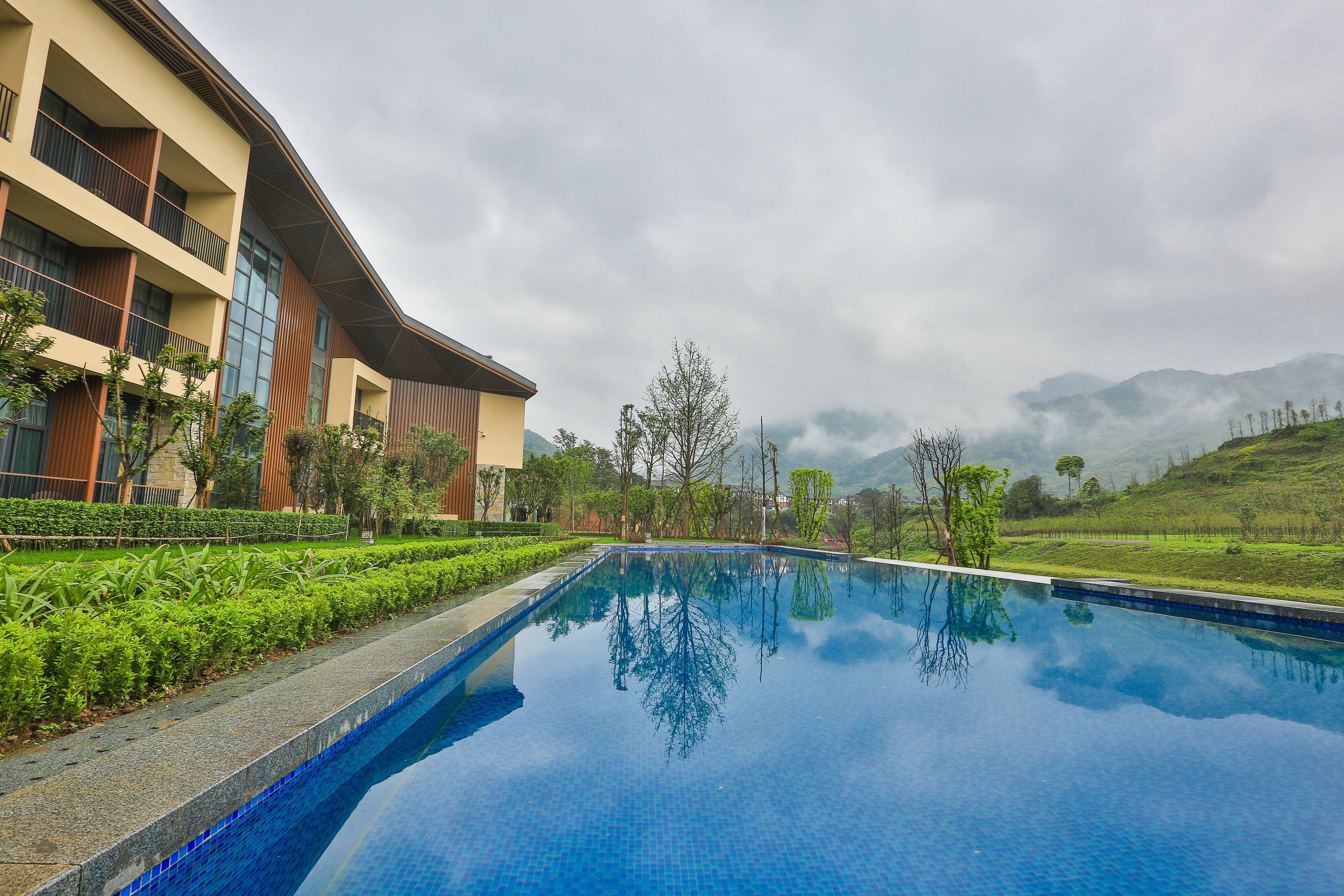 Holiday Inn Express Emei Mountain By Ihg Emeishan Extérieur photo