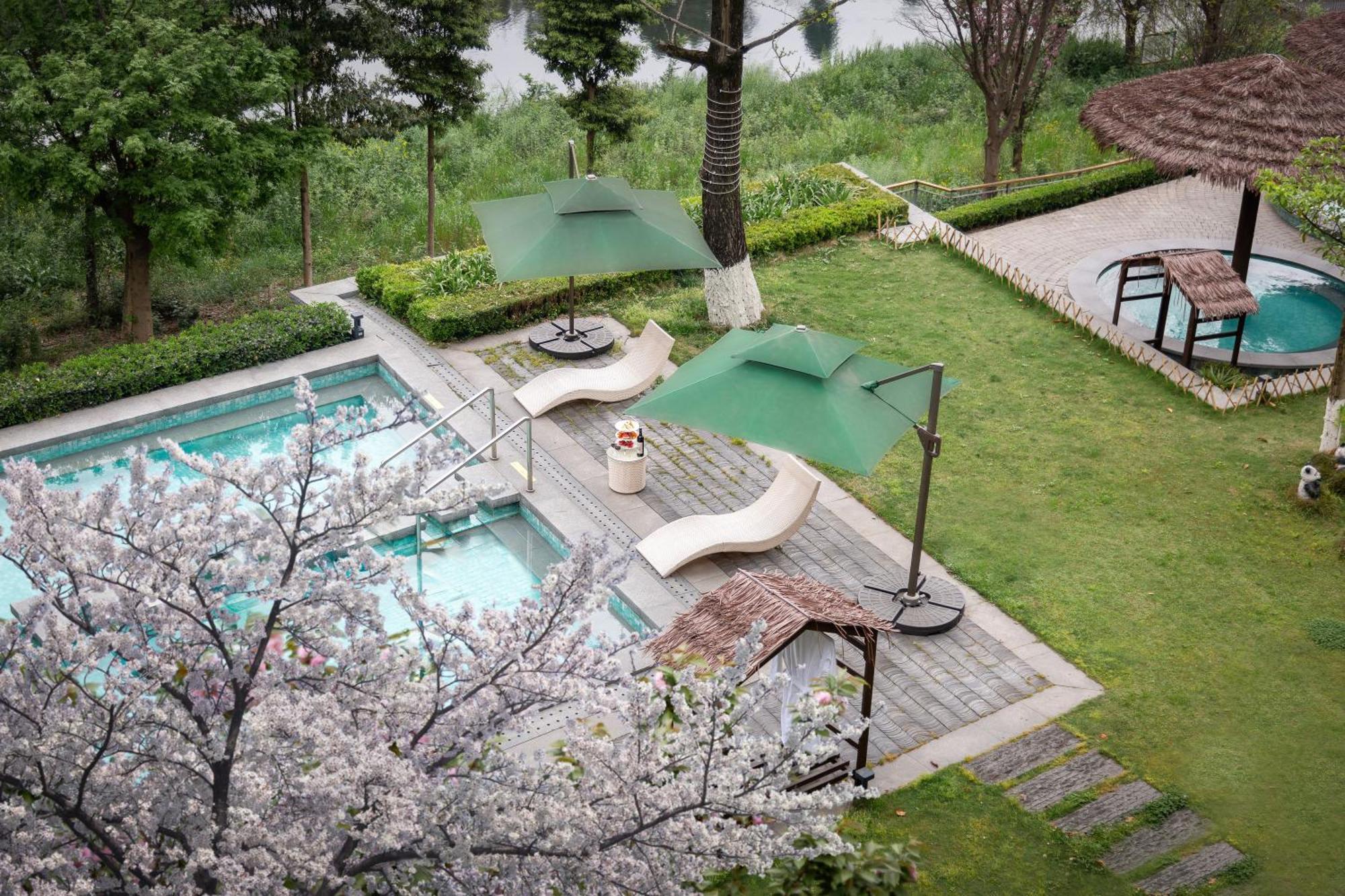 Holiday Inn Express Emei Mountain By Ihg Emeishan Extérieur photo